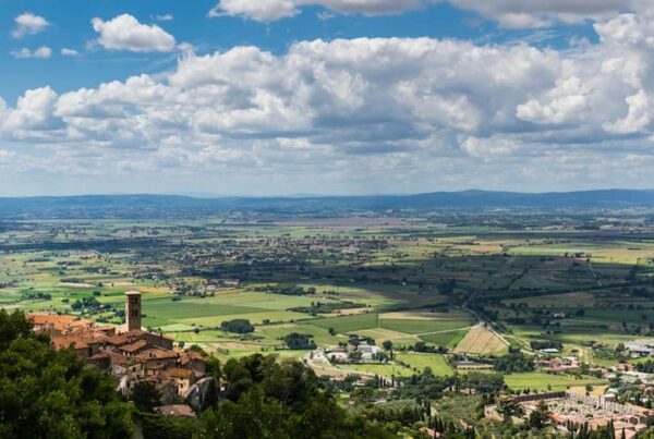 Cortona holiday Guide Tuscany