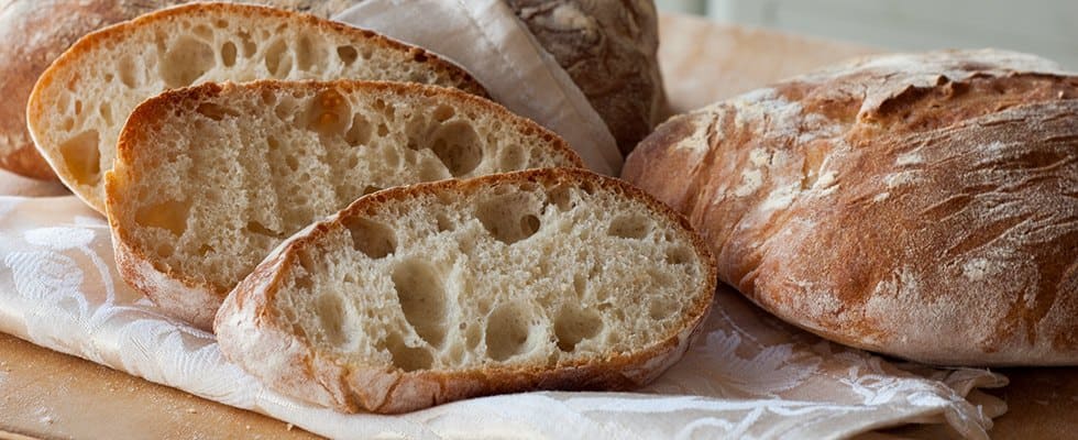 Easy Tuscan Bread Recipe for a more soft result!